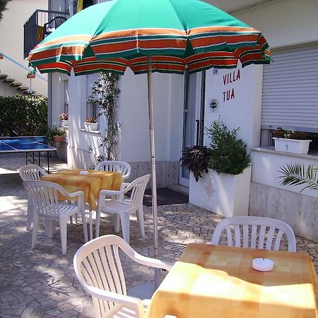 Hotel Villa Tua Riccione Exteriör bild